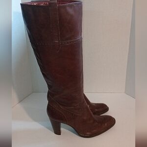 Women's Eddie Bauer Chocolate Brown Oxford style heeled boots size 9